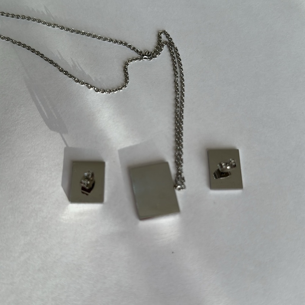 🌟Gucci🌟set earrings and necklace - Picture 4 of 7